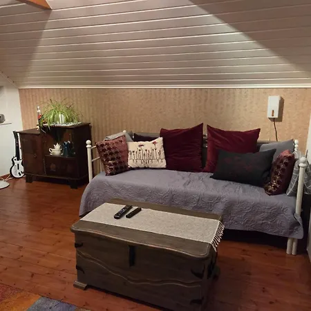 Apartman Onnia, Kattohuoneisto Siurossa