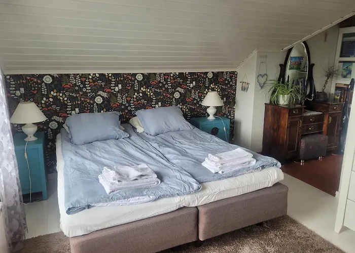 Onnia, Kattohuoneisto Siurossa Διαμέρισμα